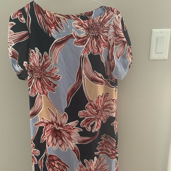 Floral midi dress - Picture 2 of 4